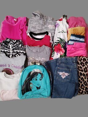 HUGE LOT OF CLOTHES TOPS LEGGINGS JEANS OUTFITS UNDER ARMOUR GAP~GIRLS SIZE XS 4